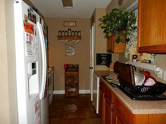 4th image of 4028 Avenue O