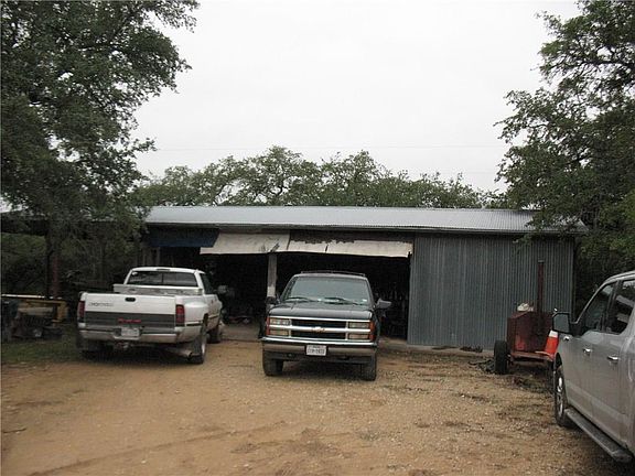 3rd image of 210 Vickers Ln