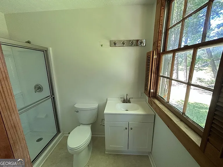 1024 Stonepile Rd — Photo 18