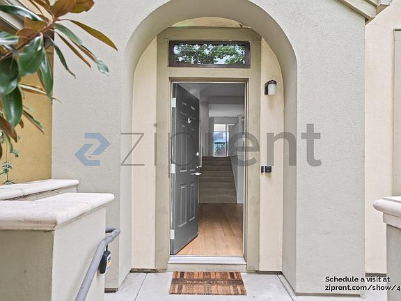 Private Entrance
