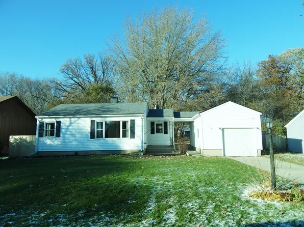 704 Oriole Trl, McHenry, IL 60051