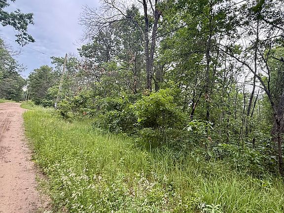 4th image of W Princeton Dr