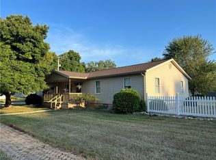 107 S Main St, Tuscarawas, OH 44682