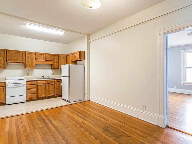 52 Albemarle Pl — Photo 23