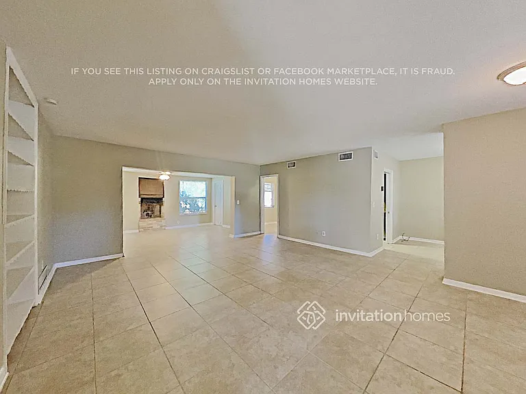 12160 Croft Dr — Photo 4
