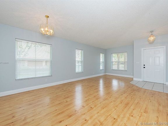 5th image of 20894 NW 20th St