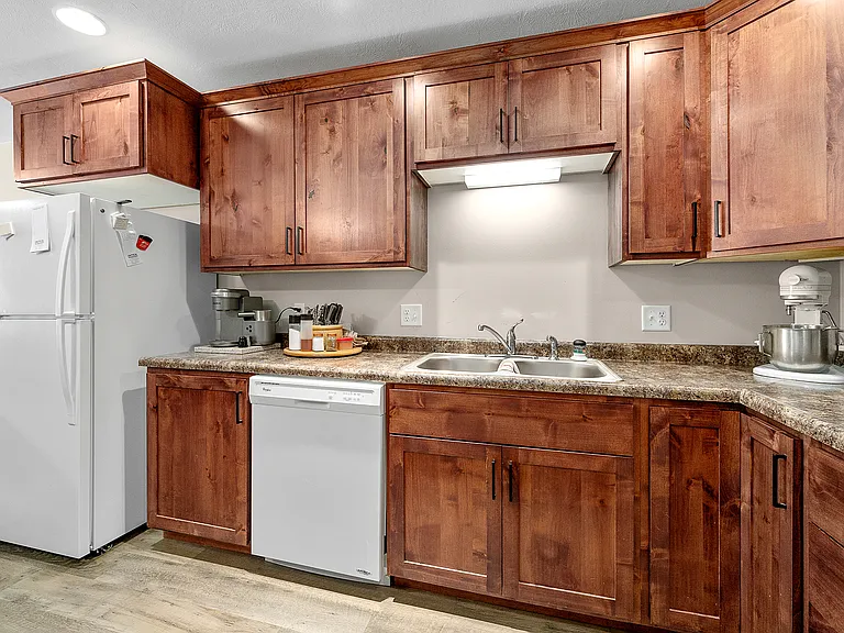 1030 N Main Ave #C — Photo 6