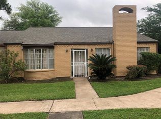 10760 Bexley Dr, Houston, TX 77099