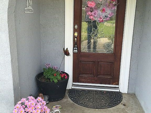 3rd image of 2540 Hillside Ave