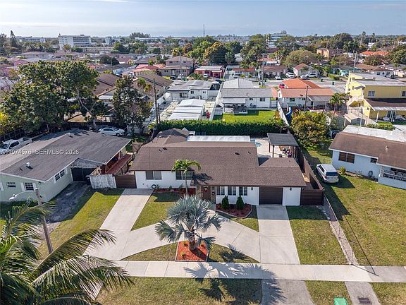 3rd image of 7100 SW 19th Ter