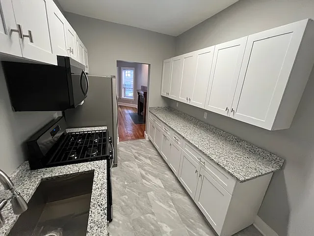926 W Belle Plaine Ave #1W — Photo 10