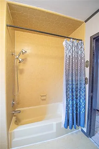 409 S Chestnut St — Photo 8