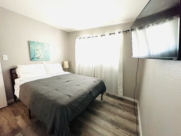 493 McKellar Cir #4 — Photo 14