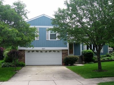 227 Lehigh Ln, Bloomingdale, IL, 60108