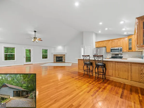 65 Dogwood Ln, Ellijay, GA 30540