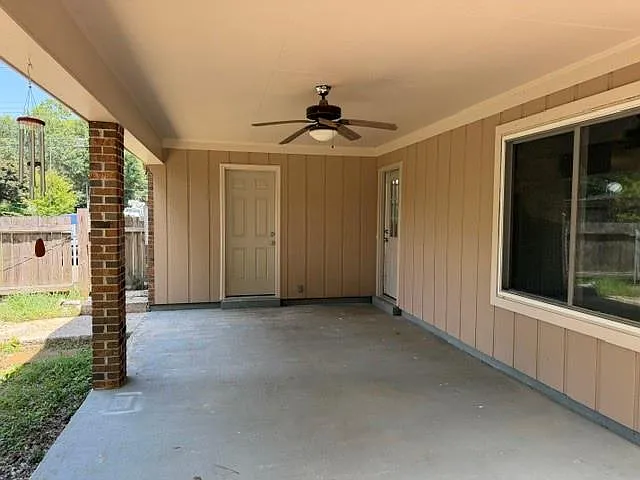 950 Abilene Dr W — Photo 18