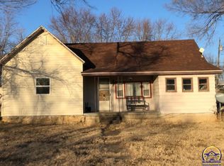 11011 3rd St, Meriden, KS 66512