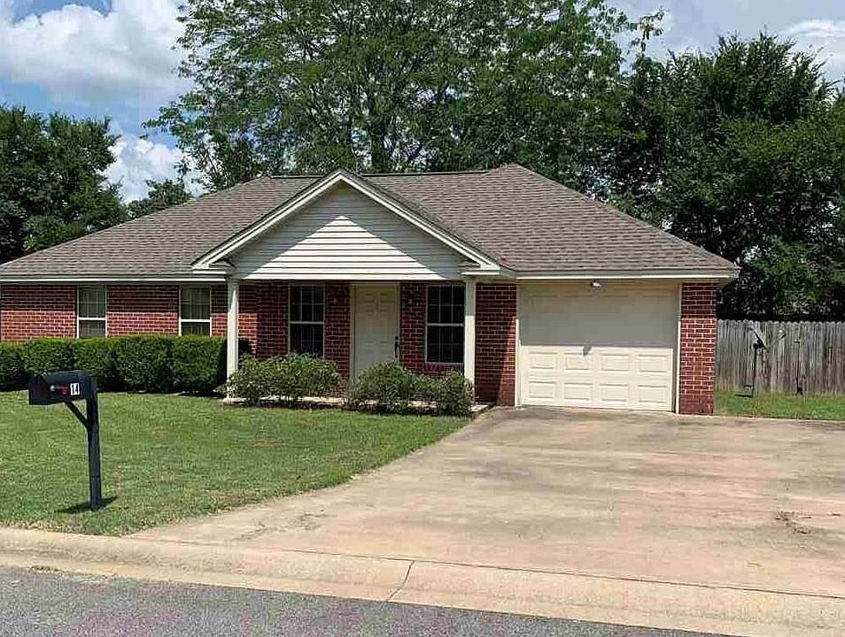 1st image of 14 Garden Dr