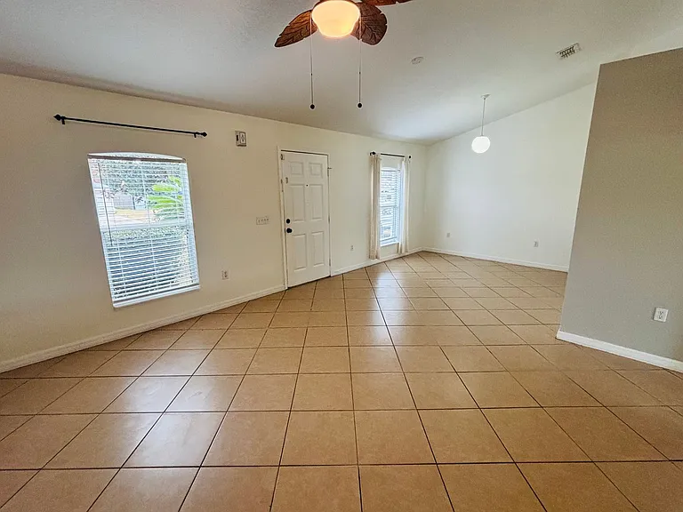 3668 SW 133rd Loop — Photo 5