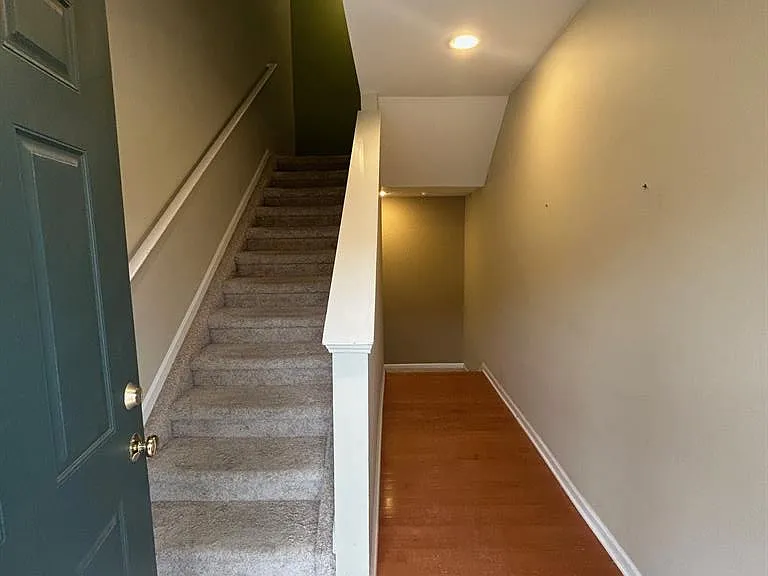 39460 Springwater Dr — Photo 3