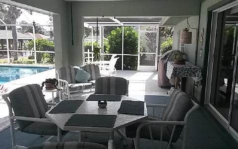 5th image of 3017 Beech St