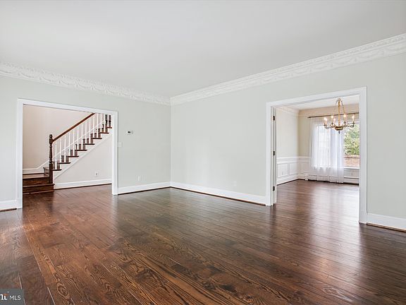 4th image of 308 Wrens Way