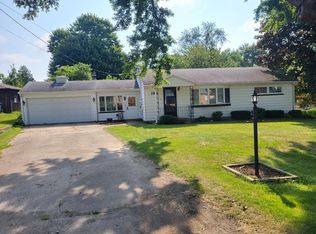 195 Country Club Dr, La Porte, IN