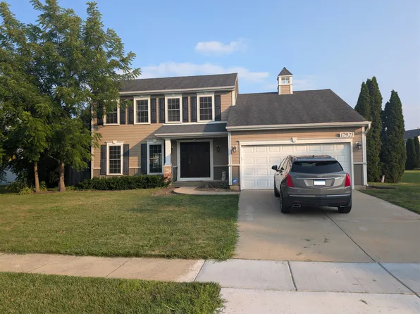 17925 W Elsbury St, Gurnee, IL 60031