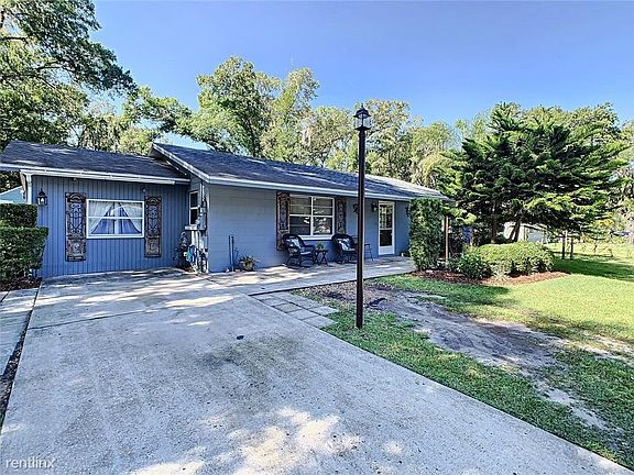 2nd image of 3011 N Pineway Dr