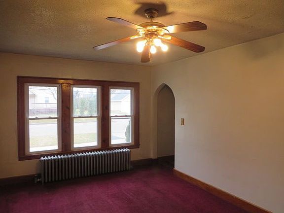 2nd image of 514 N Ash St