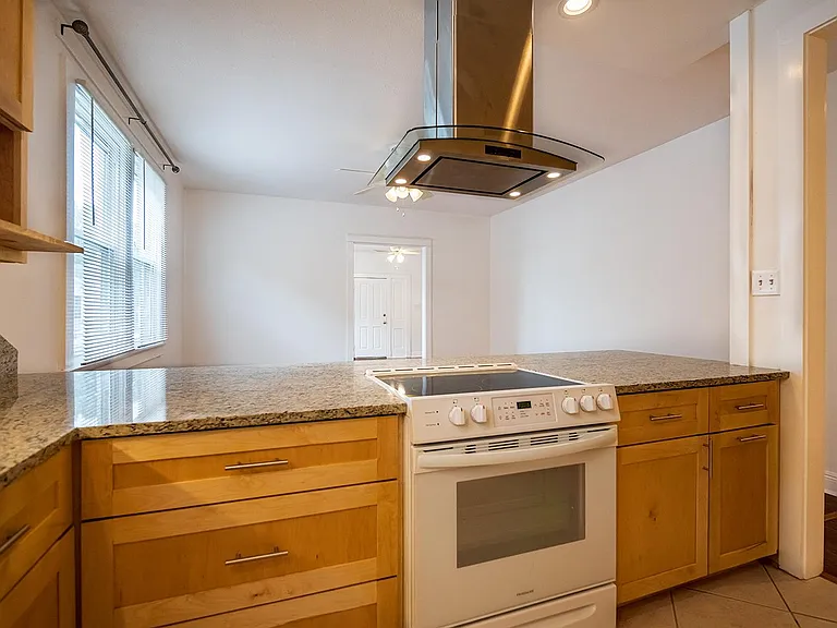 5825 S Johnson St — Photo 7