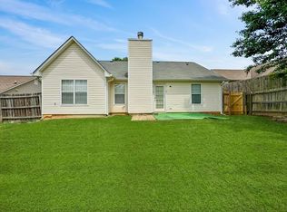 10623 Pine Forest Ln, Jonesboro, GA 30238