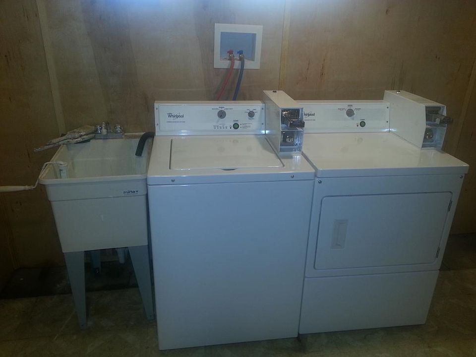 Basement with washer/dryer