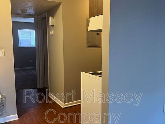 4th image of 2124 Cherokee Pkwy APT 303