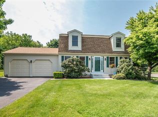 66 Meadowbrook Dr, Manchester, CT 06042