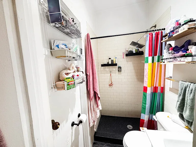 106 Huron St #2L — Photo 11