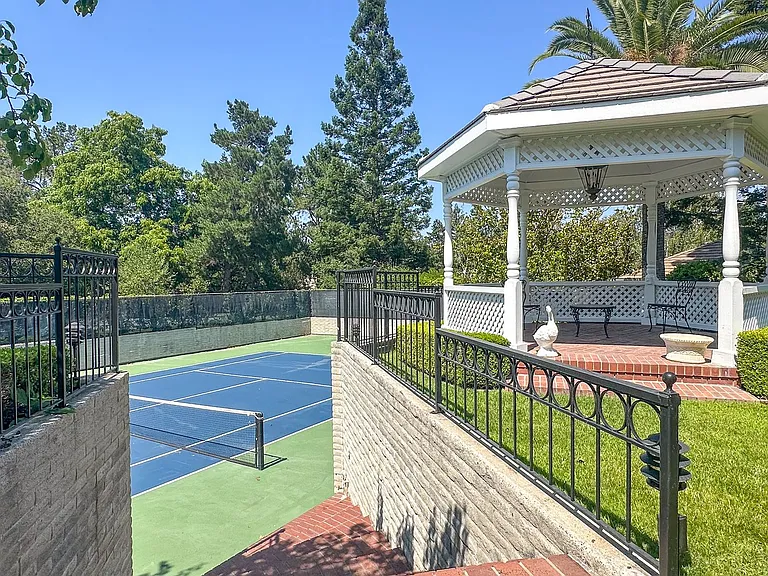 14402 Donna Ln — Photo 33