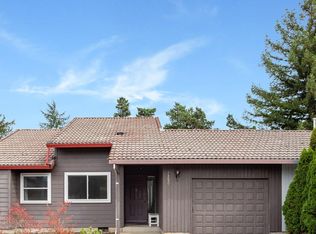 12901 SW Gentry Ln, Beaverton, OR 97005