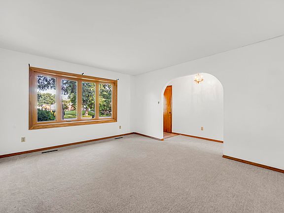 4th image of 3009 Kimberly St