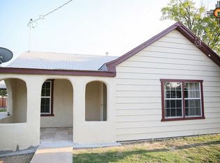 2405 Wyoming St, Carlsbad, NM 88220