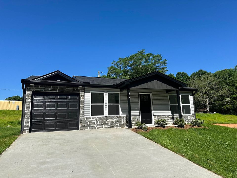 1st image of 828 Fairwood Dr
