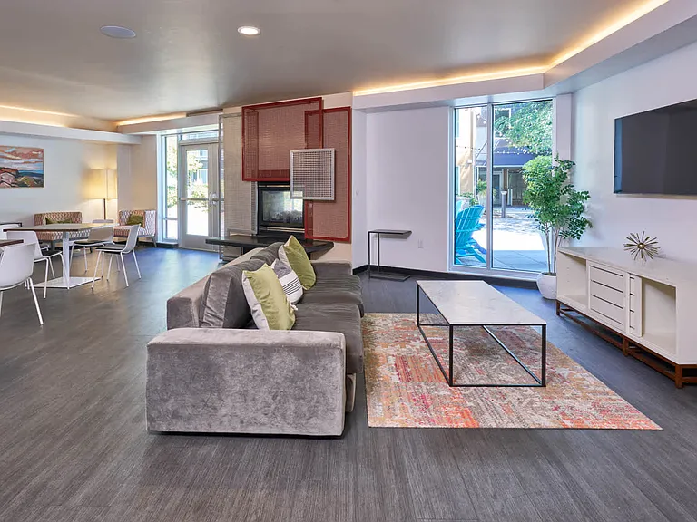 Resident Lounge