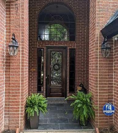 3rd image of 22 Cokeberry St