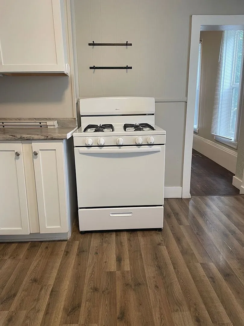 425 Harlan Ave — Photo 3