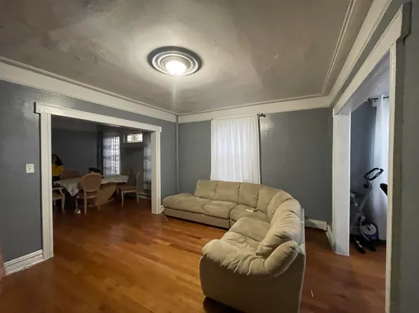 33 Clerk Street image 3 of 27