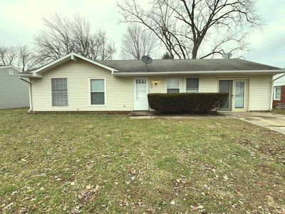 1333 W Southlea Dr, South Bend, IN, 46628