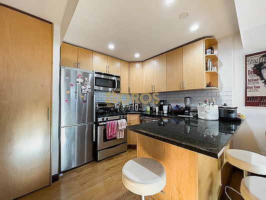 3rd image of 510 E 11th St APT 1
