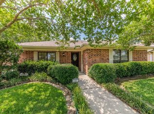 102 Tally Ho Dr, Lafayette, LA 70506