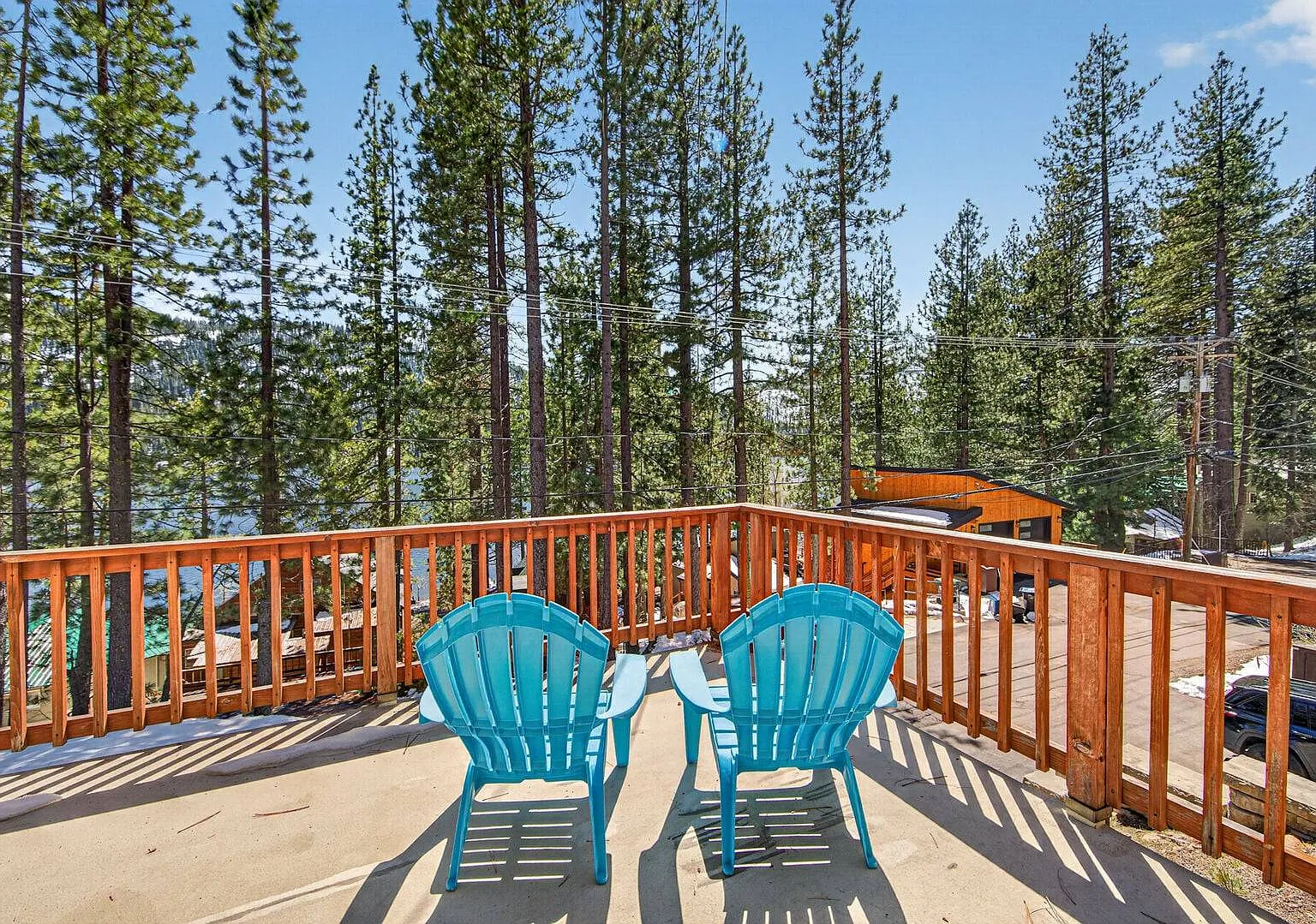 4 bed, 2000 sqft, $7,500 — Photo 1