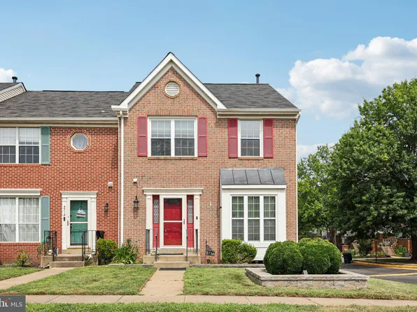 5716 Belcher Farm Dr, Centreville, VA 20120